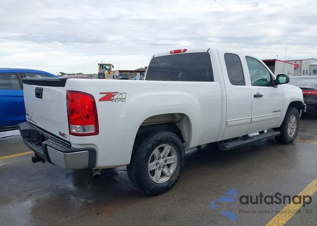 1GTR2VE32BZ439359: 44128638