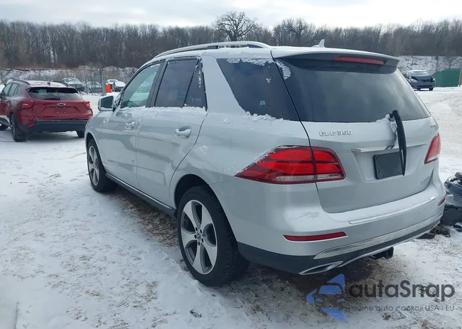 4JGDA5HB3JB181372: 44128682