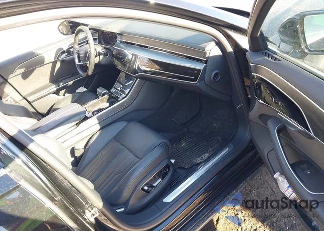 WAU8DAF84KN012665: 44128686