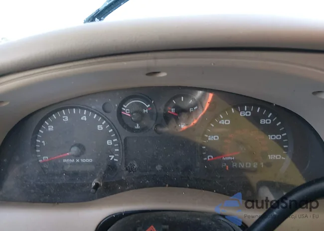 1FTYR44U26PA79183: 44128703