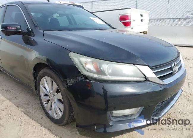 1HGCR2F71EA059516: 44128710