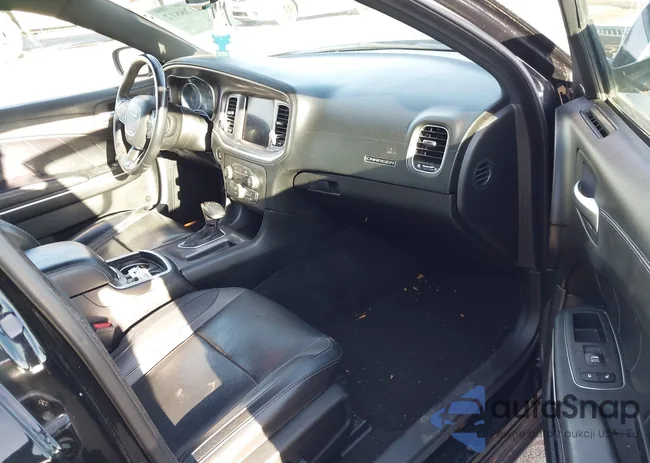 2C3CDXBG4NH178649: 44128812