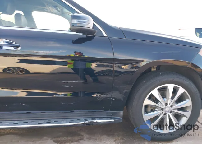 4JGDF6EE6FA476842: 44128959