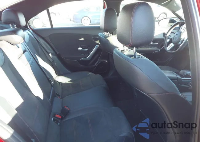 WDD3G4EB8KW018410: 44129010