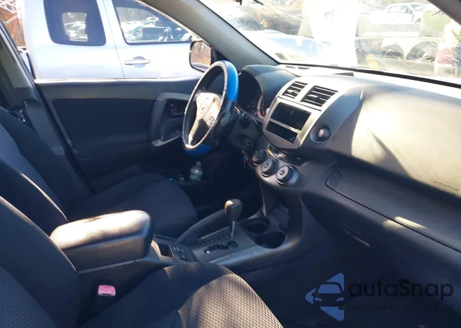 JTMBF32V19D008244: 44129039