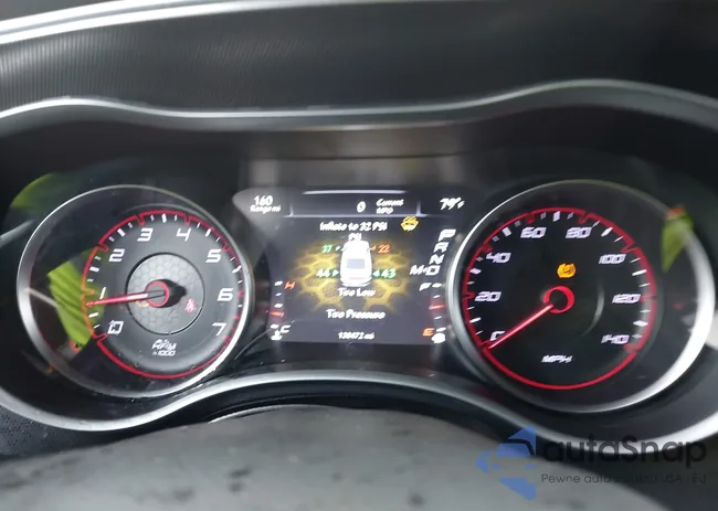 2C3CDXHG7FH721663: 44128117