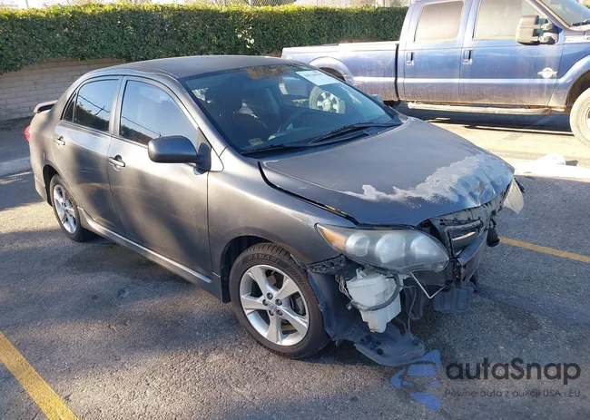 2T1BU4EE4BC710388: 44128190