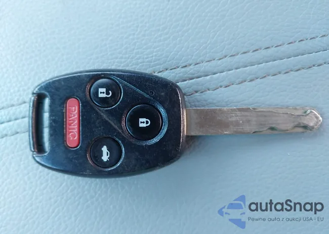 1HGCP26869A008534: 44128208