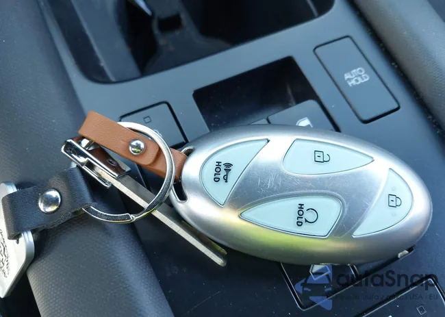 KMHM24AA8RA059908: 44128269