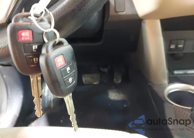 2T3RFREV6DW010323: 44128302