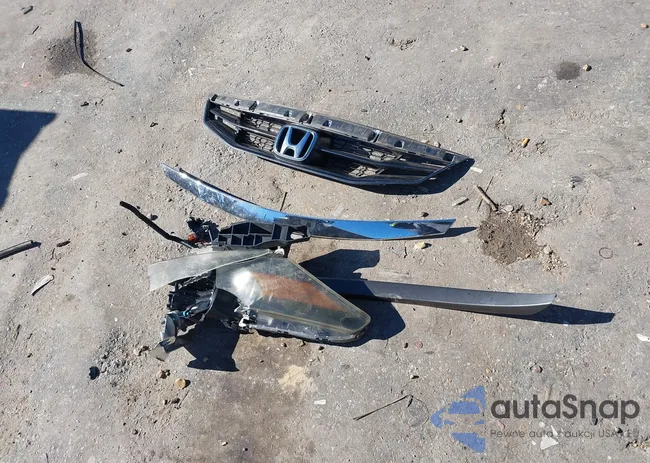 1HGCS1B36BA015900: 44128381