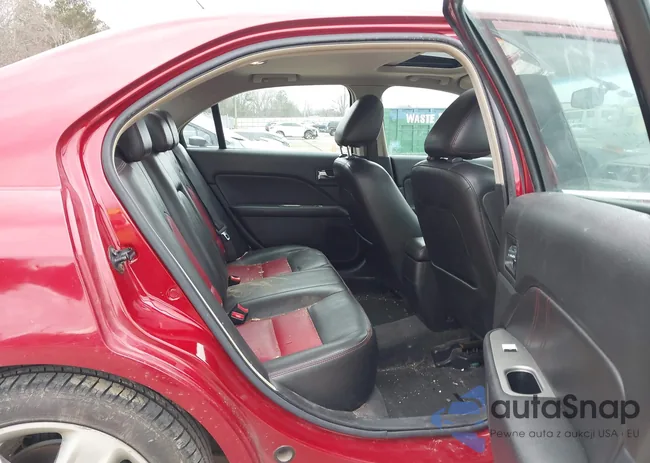 3FAHP0KC6AR186964: 44128399