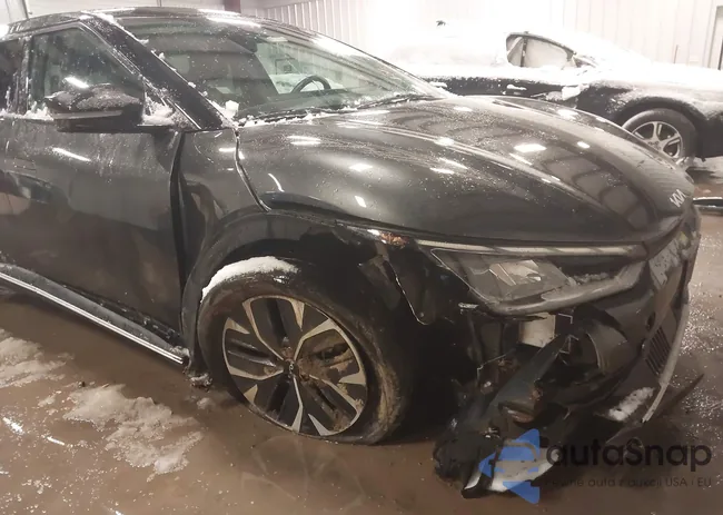 KNDC3DLC4R5175580: 44128411