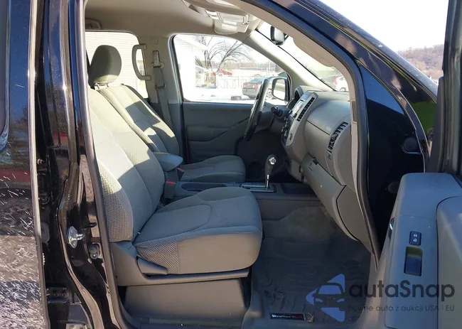 1N6AD0EV0JN733132: 44128412