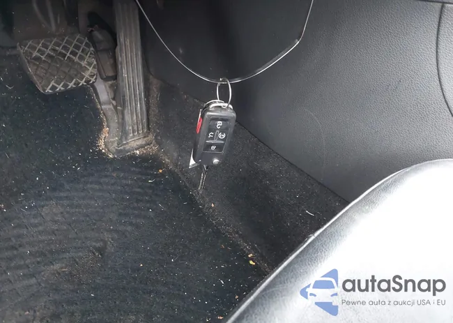 1VWCM7A30DC080369: 44128437