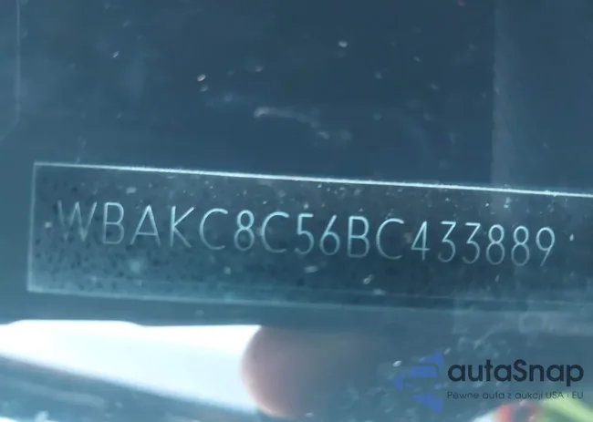 WBAKC8C56BC433889: 44128438