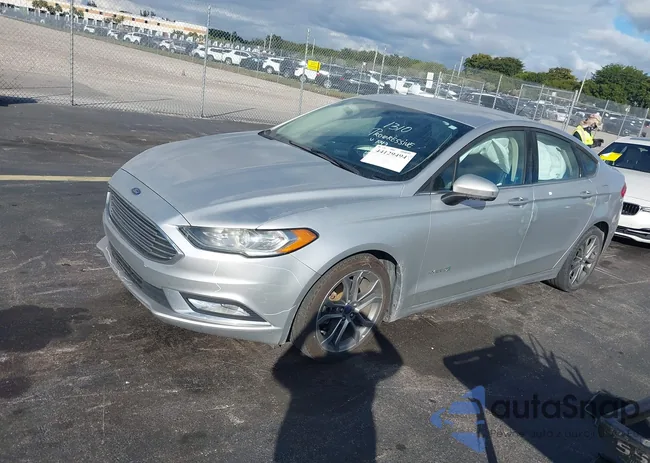 3FA6P0LU5HR191047: 44129494