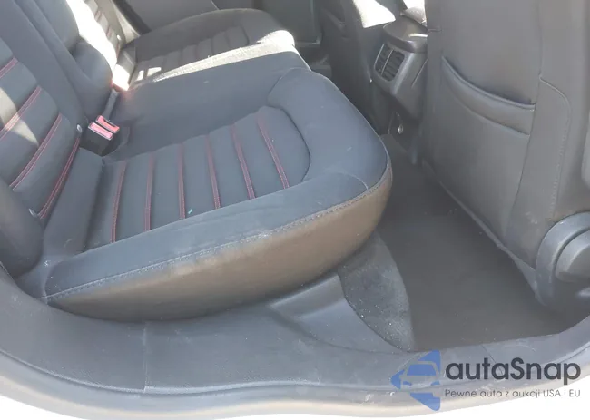 3FA6P0HR2DR259190: 44129523