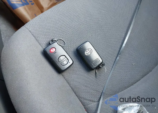 JTDKN3DU9A0176880: 44129539