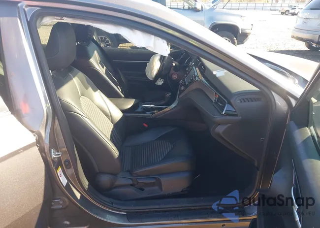 4T1B11HK8KU227512: 44129555