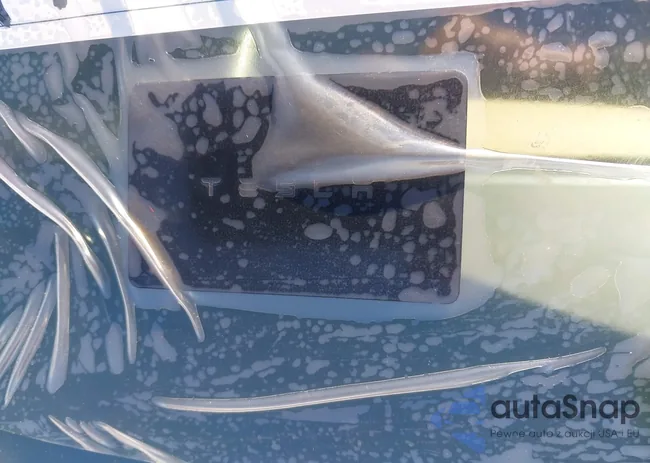 5YJ3E1EB3LF735379: 44129626