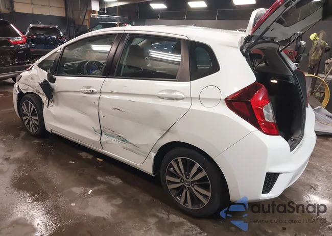 3HGGK5H8XFM757995: 44129652