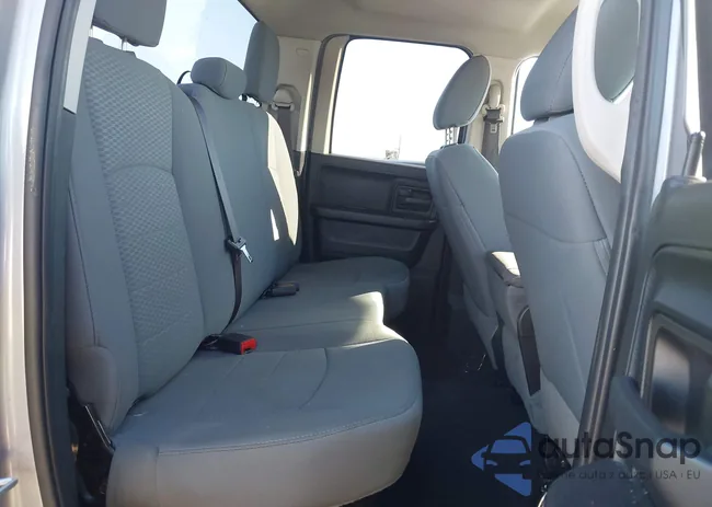 1C6RR6FT5KS698587: 44129734