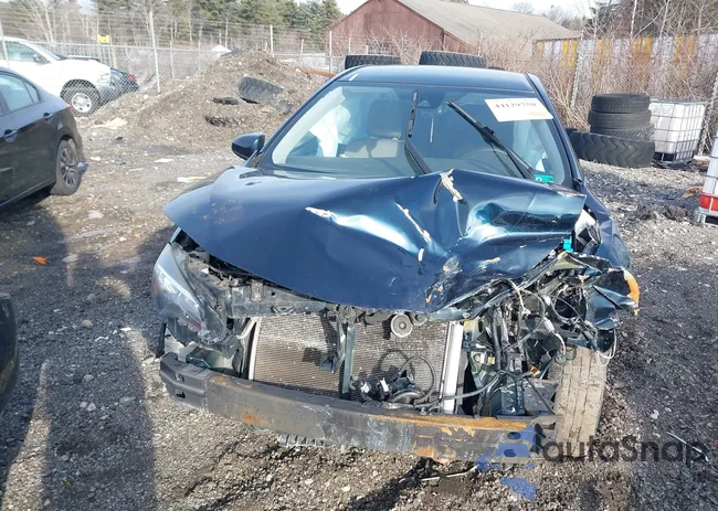 2T1BURHE3HC834833: 44129750