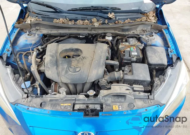 3MYDLBYV8JY320387: 44129799