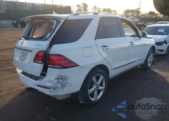 4JGDA5HB9JB197057: 44129801