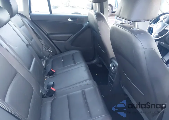 WVGBV7AX7HW509716: 44129802