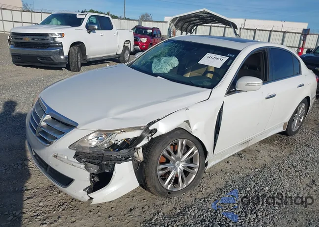 KMHGC4DD9CU207375: 44129851