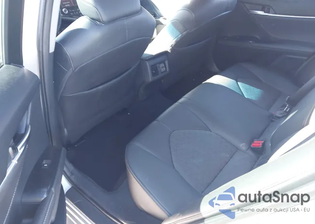 4T1BZ1HK8JU002093: 44129930