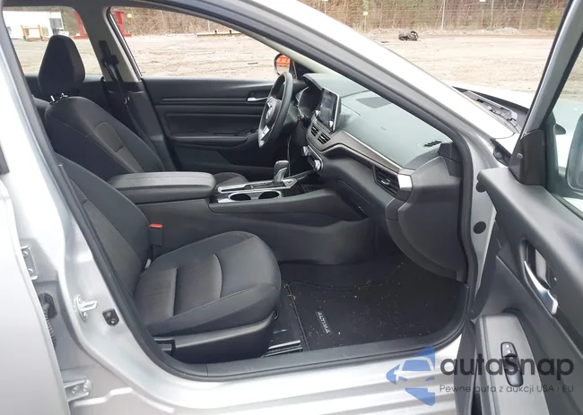 1N4BL4DV9RN374383: 44130010