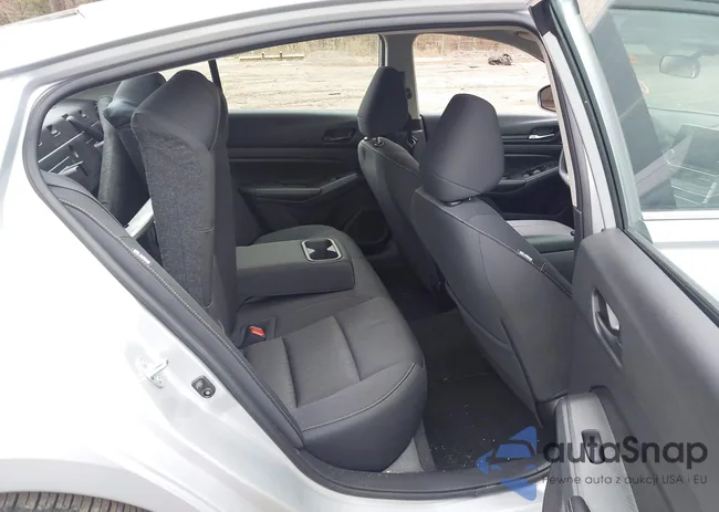 1N4BL4DV9RN374383: 44130010