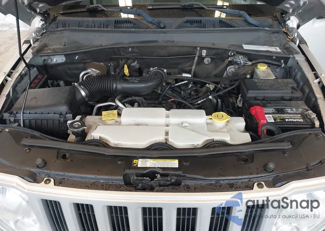 1J8GN28K48W218025: 44130043