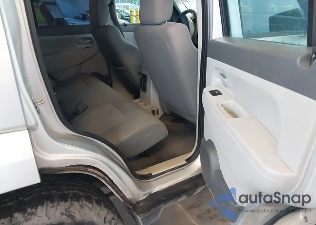 1J8GN28K48W218025: 44130043