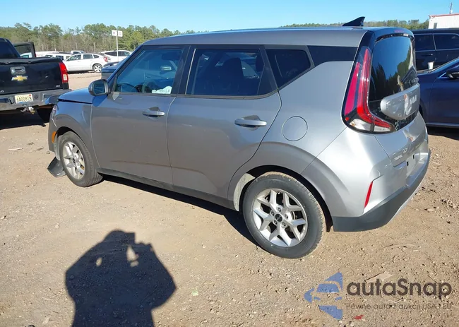 KNDJ23AU0R7897083: 44130061