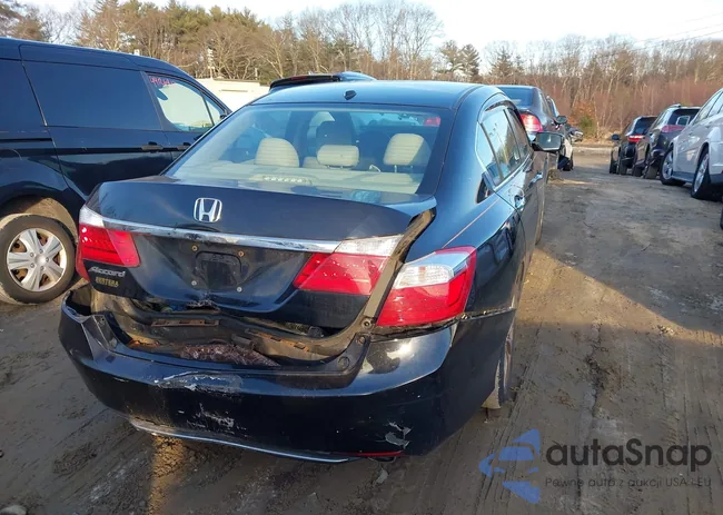 1HGCR2F82EA244957: 44129093