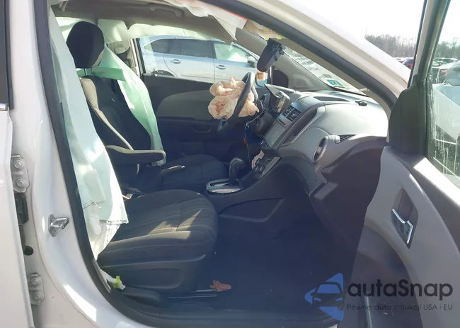 1G1JC5SH5C4104842: 44129103