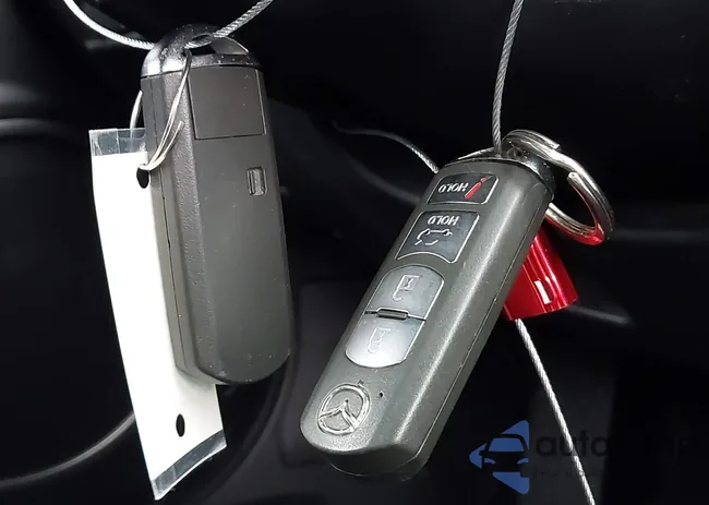 JM1NC2PF8B0214322: 44129146