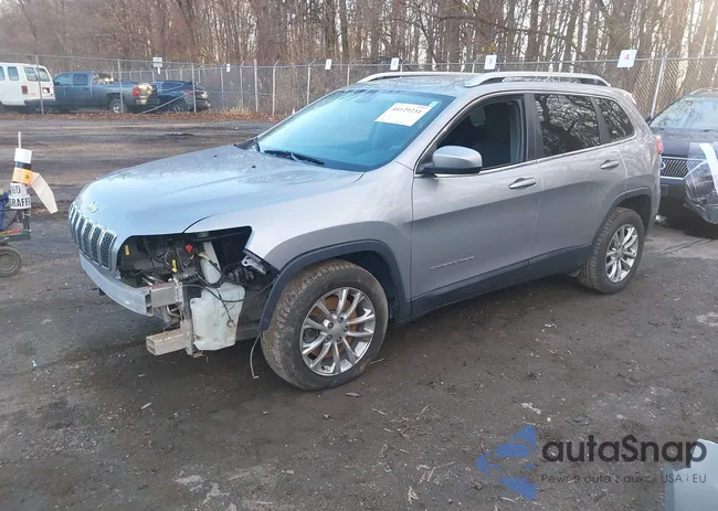 1C4PJLCB8KD205006: 44129231