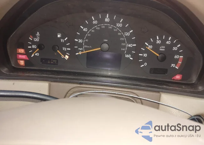 WDBJF65J51B285323: 44129250