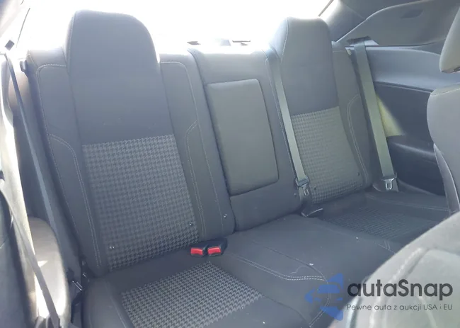 2C3CDZAG4JH272019: 44129339