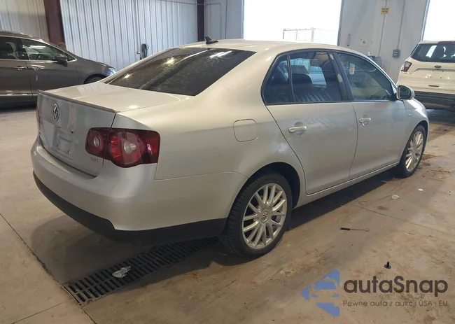 3VWRJ71K48M161745: 44129380