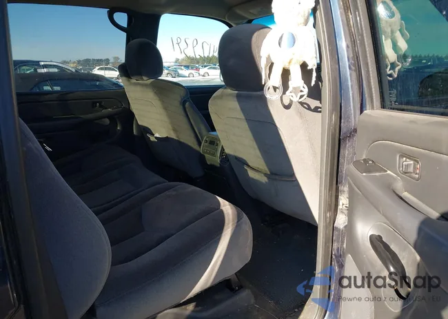 2GTEK13T851244258: 44129391