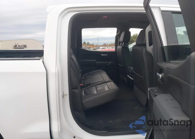 3GCUYGED1MG178502: 44129400