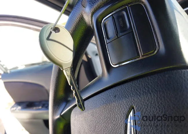 1C3CCBAB3EN208730: 44129402