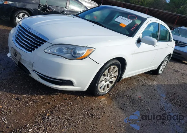 1C3CCBAB3EN208730: 44129402