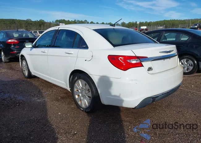 1C3CCBAB3EN208730: 44129402